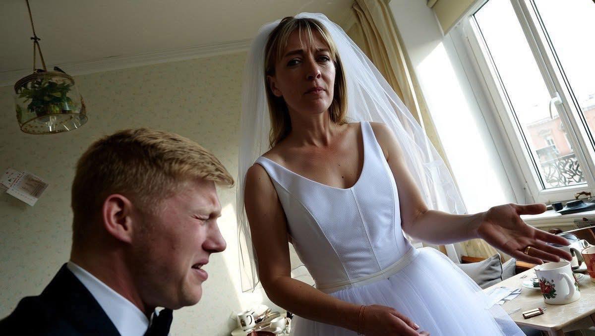 Scoate inelul și pleacă, mama s-a răzgândit! – a anunțat logodnicul cu o zi înainte de nuntă, fără să știe că actele erau deja pregătite